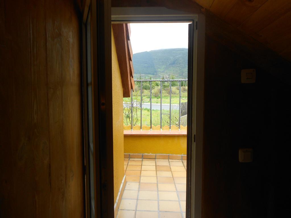 En Casa De Carlos Ortigosa del Monte Bagian luar foto